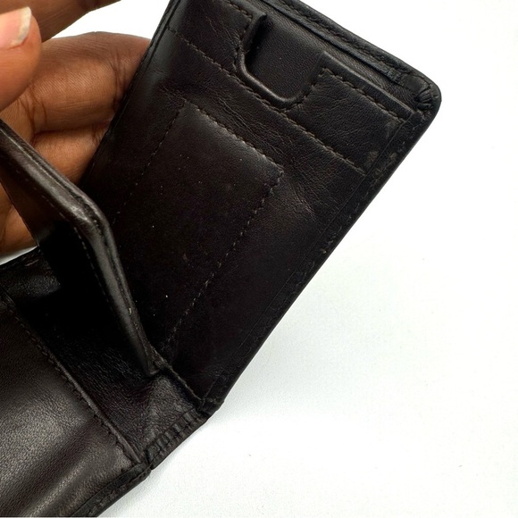 RUDSAK BROWN LEATHER BIFOLD WALLET MEN WALLET MAGNETIC MONEY  HOLDER - Picture 5 of 8